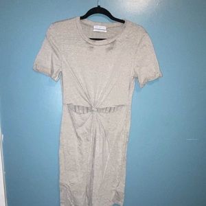 ☀️Urban outfitters short sleeve dress with slits